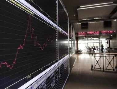 «Μαύρη» Τετάρτη στο Χρηματιστήριο: Κραχ στις τραπεζικές μετοχές λόγω MSCI